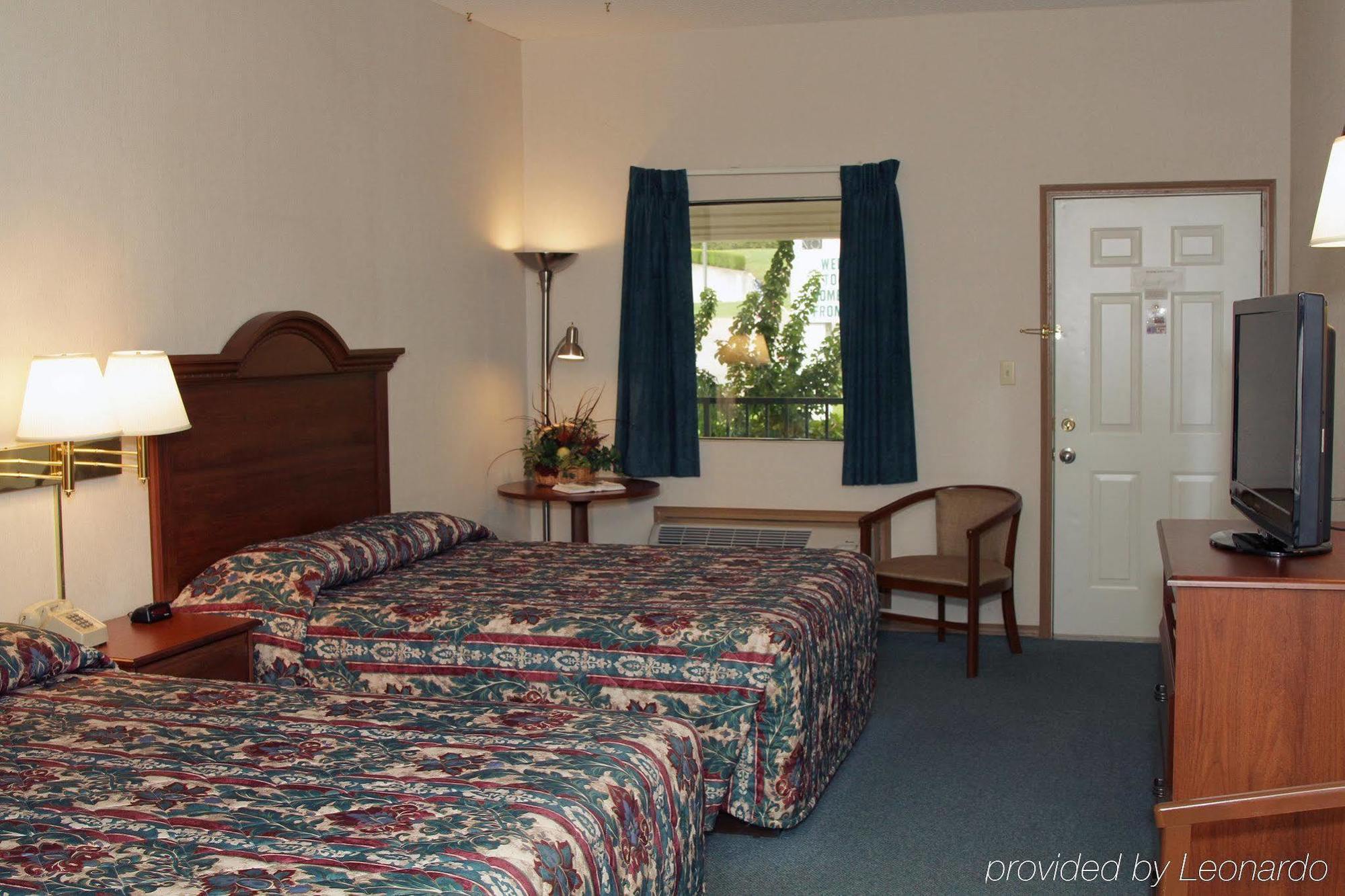 Green Gables Inn Бренсън Екстериор снимка